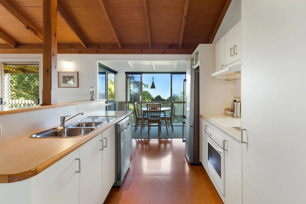Ravensbourne Escape - Windsong Villa