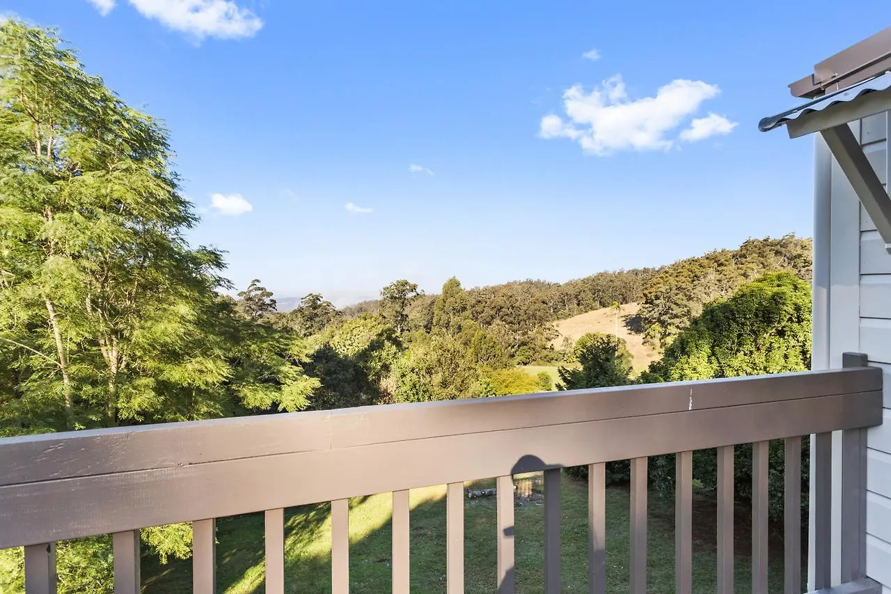 Chalet Ravensbourne Escape - Windsong Villa